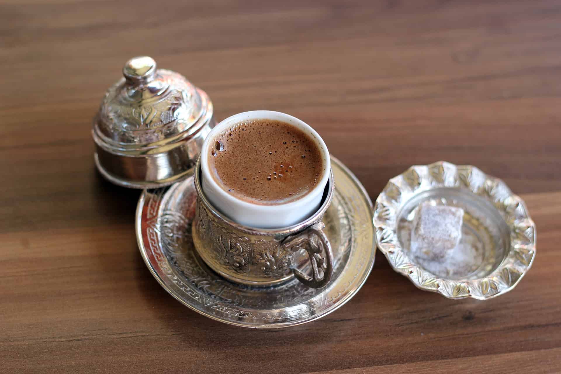 You are currently viewing How to Make and Drink Turkish Coffee