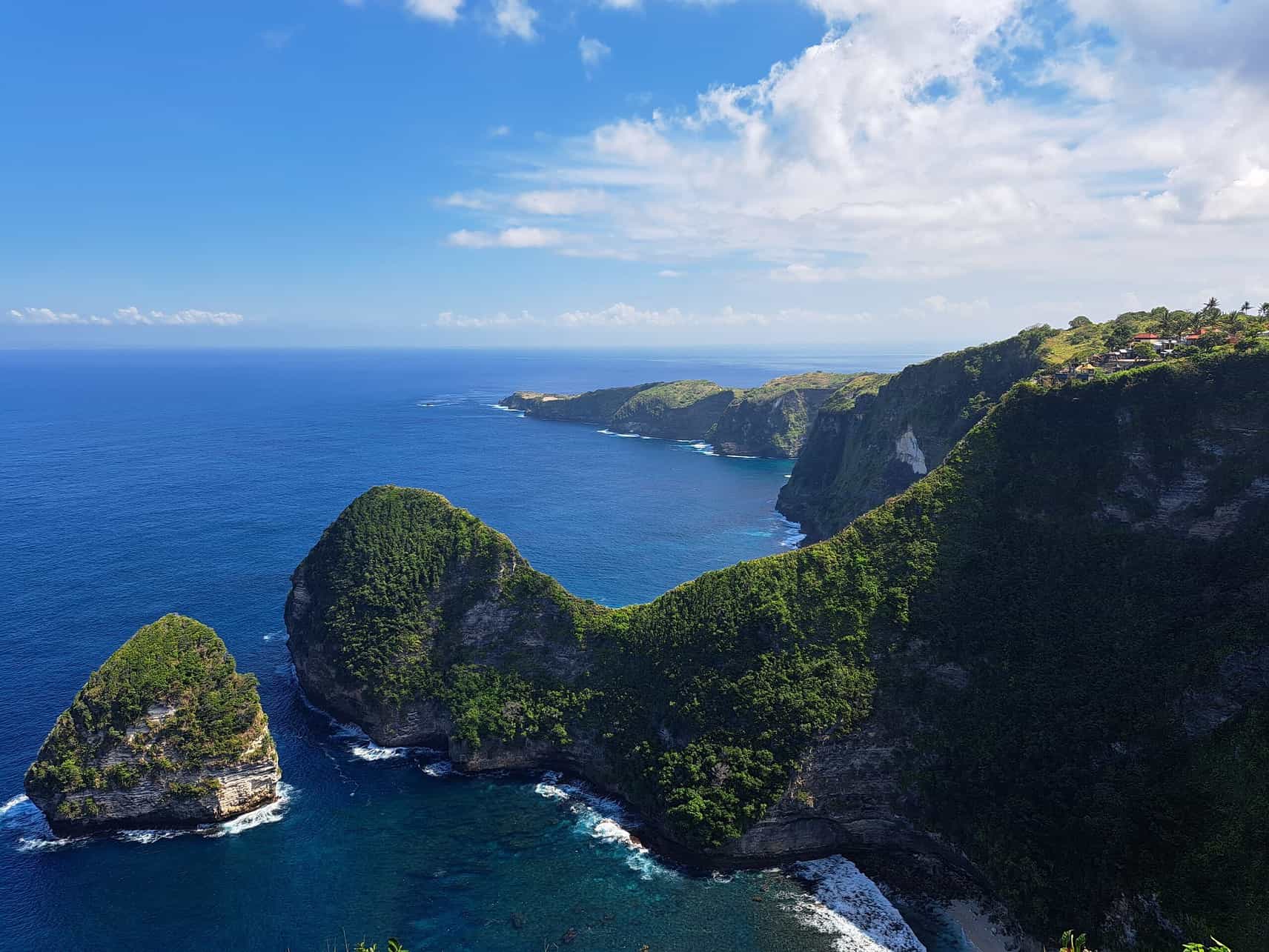 You are currently viewing How to Spend 2 Days on Nusa Penida: A Complete Guide