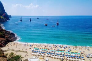 Read more about the article Best Beaches in Alanya: The Pros and Cons of Each