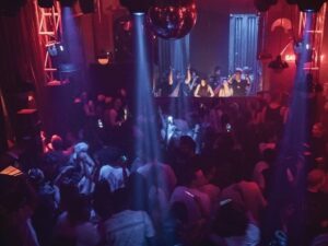 Read more about the article Discover Nightlife in Lisbon: Top Spots and Secrets