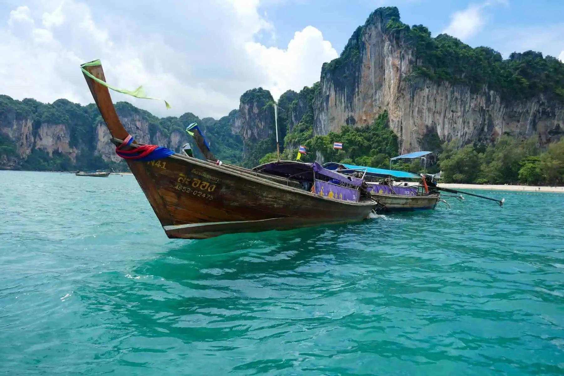 Read more about the article 7-Day Thailand Itinerary: Bangkok, Chiang Mai, and Phuket