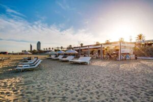 Read more about the article Beach Bites on a Budget: Top Cheap Chiringuitos in Barcelona