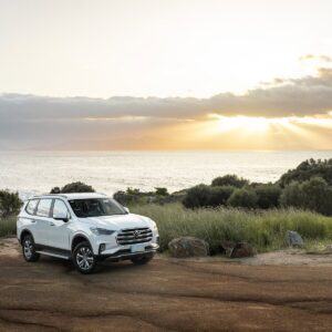 Read more about the article What a Rental Car Actually Gets You in Cairns That a Tour Doesn’t