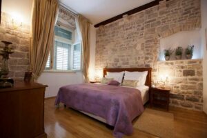 Read more about the article Where to Stay in Split Without Getting Stuck Above a Bar