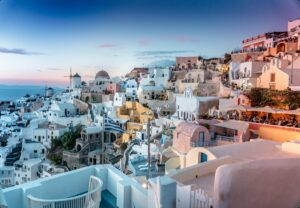 Read more about the article How to Skip the Santorini Cable Car: A Better Start to Your Cruise Day